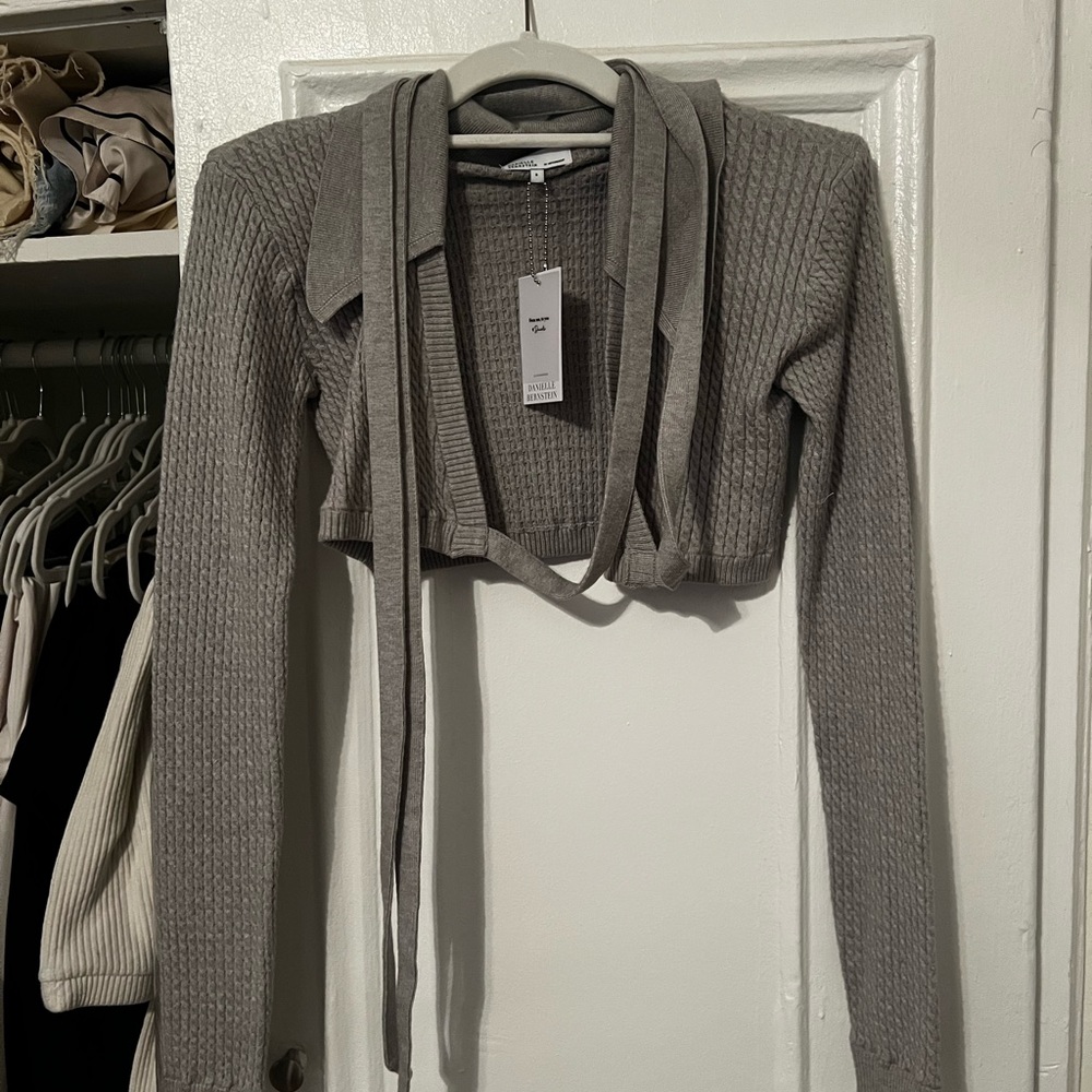 WeWoreWhat / Danielle Bernstein NWT Cropped Tie Sweater size S, gray